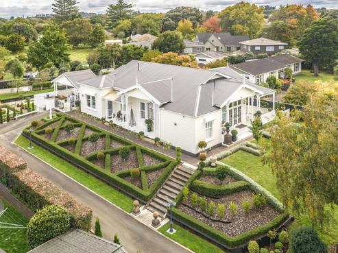 147 Great North Road, Otamatea