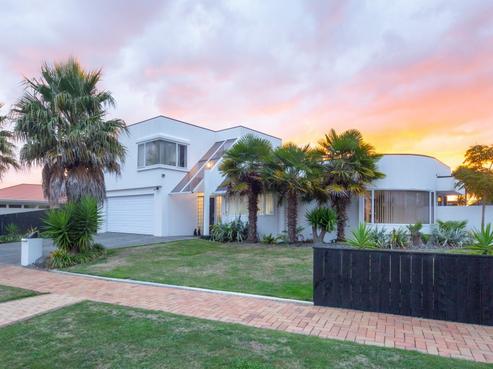 7 Clearview Drive, Milson