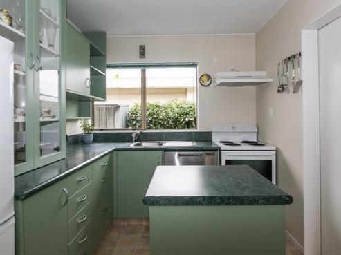 2/200 Karaitiana Street, Frimley