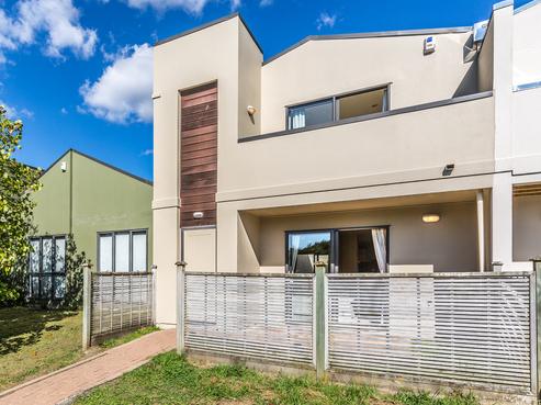5 Puma Drive, Golflands