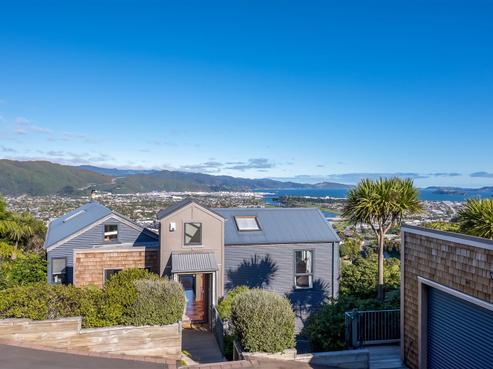 100 Viewmont Drive, Harbour View