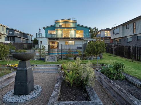 16 Ridge Road, Waiake