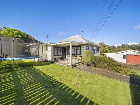 7 Burns Street, Hawera