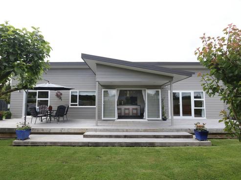 31 Chertsey Kyle Road, Chertsey