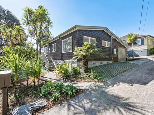 1/10 Konini Road, Titirangi