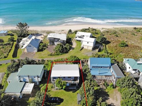 104 Ocean Beach Road, Tairua