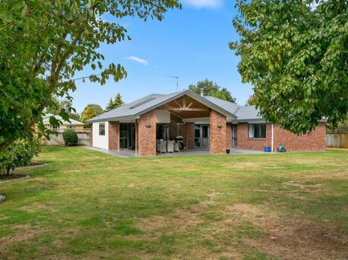 49A Cowley Drive, Leamington