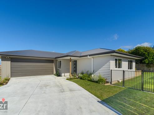 18 Wescombe Grove, Feilding