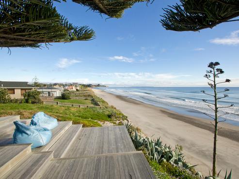 381 Pukehina Parade, Pukehina