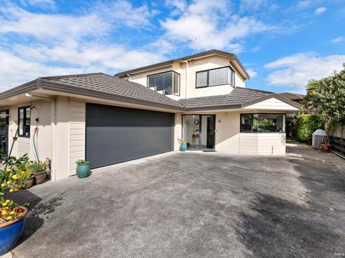 2/34 Elizabeth Street, Orewa