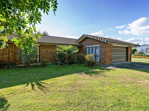 11 Evanda Crescent, Conifer Grove