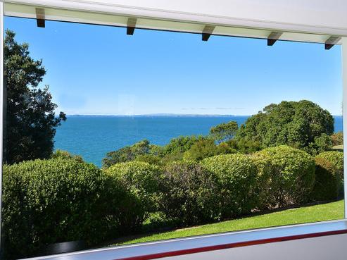 324 Pinecrest Drive, Gulf Harbour