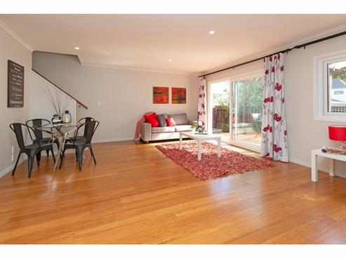 1/672 Whangaparaoa Road, Stanmore Bay