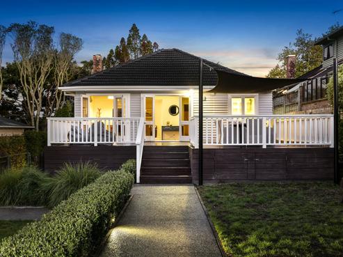 18 Glade Place, Birkenhead