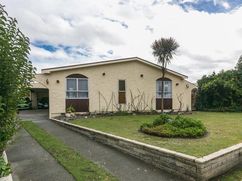 4 Robinson Crescent, Tamatea