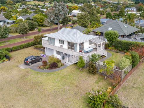 1 Gallagher Park Lane, Pauanui