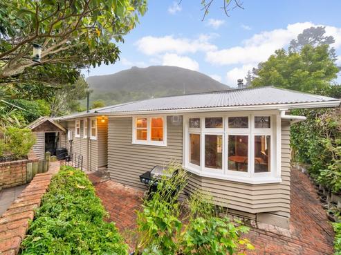 196 Park Road, Belmont