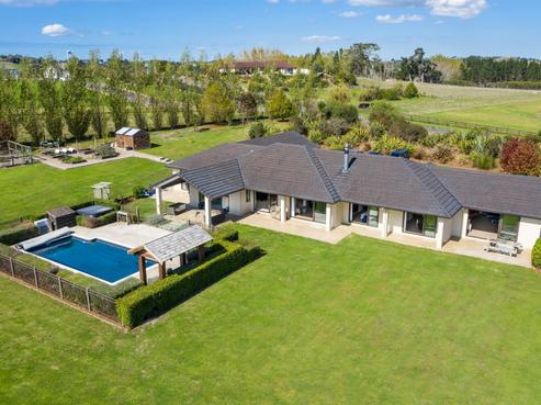 166C Postman Road, Dairy Flat
