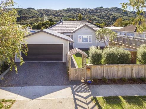13 Victoria Street, Ebdentown