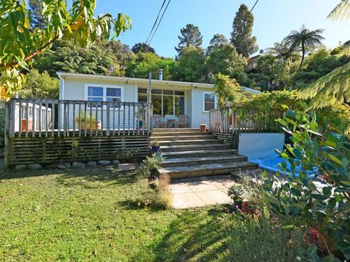 82 Wyndham Road, Pinehaven