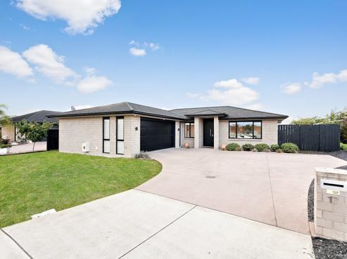 17 Canini Grove, Karaka