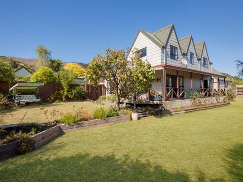 16 Selbourne Avenue, Richmond