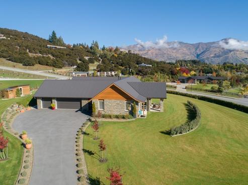 2 Highfield Ridge, Wanaka