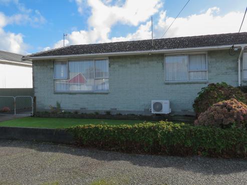 15 Henley Street, Westport