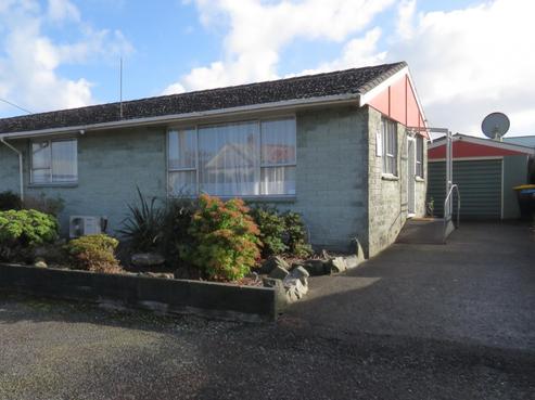 15A Henley Street, Westport