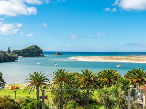 18 Wintle Street, Mangawhai Heads