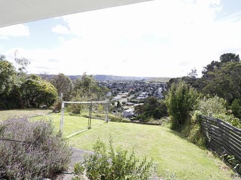 65 Mount View Road, Bastia Hill