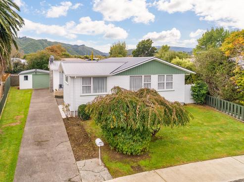 8 Snell Grove, Clouston Park