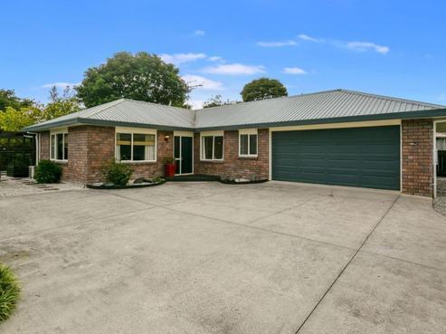 22B Burns Street, Leamington