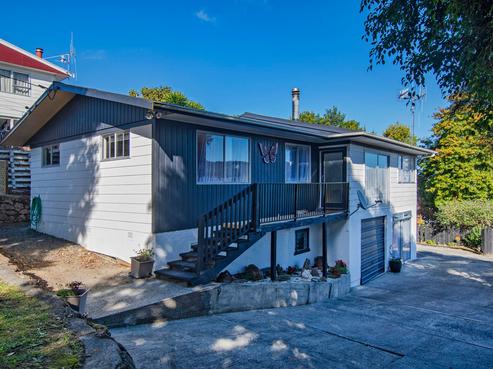 43 Hilltop Avenue, Morningside