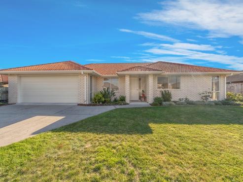 31 Parkside Drive, Huntington