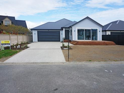 54 Rosewood Drive, Rosedale