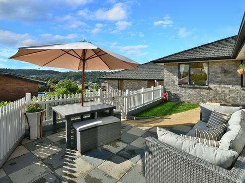 11 Roberta Crescent, Orewa