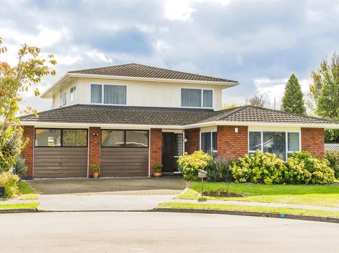 6 Hampton Place, Springvale