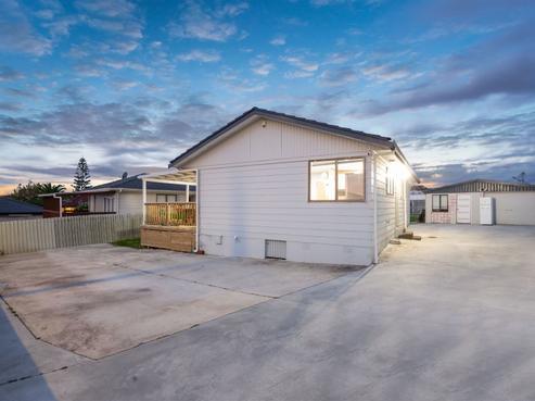 6 Lema Place, Clover Park
