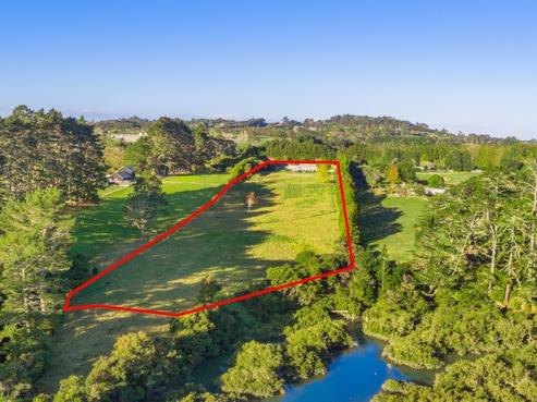 102 Sanders Road, Paremoremo