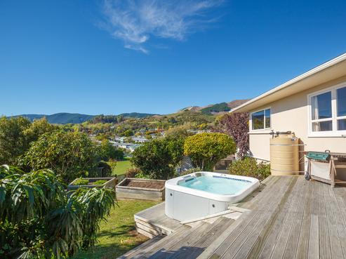 11 Kingsley Place, Richmond