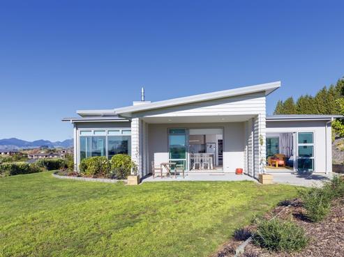 135 Ridgeview Road, Redwood Valley