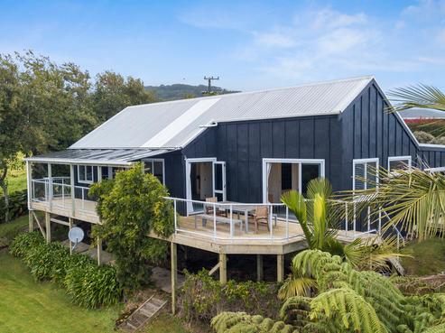 127 Wairau Road, Oakura