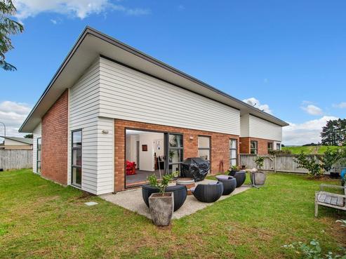 67 Pyle Road West, One Tree Point