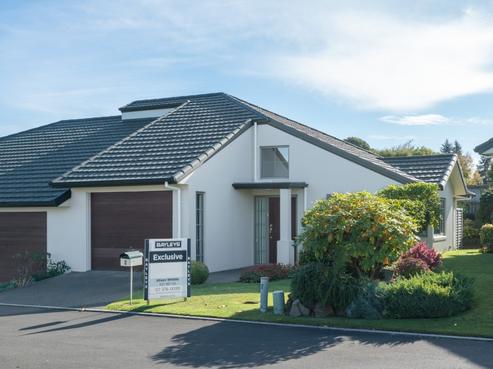 6 Lakeridge Close, Rangatira Park