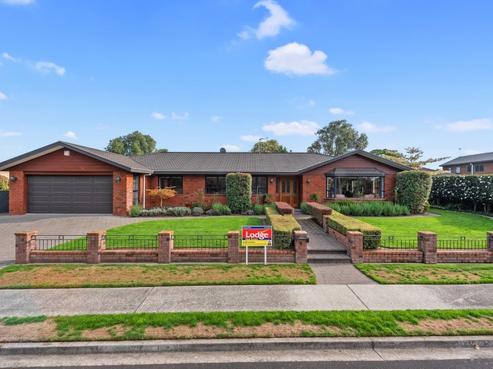 5 Longwood Place, Harrowfield