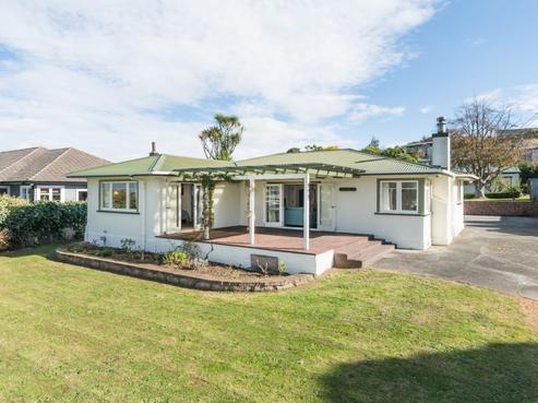 102 West Street, Feilding