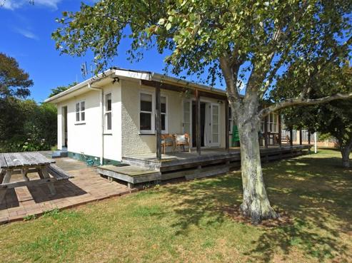 5 Strasbourge Street, Martinborough