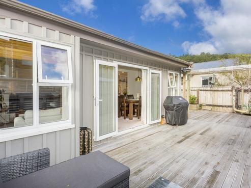 64 Pinehaven Road, Pinehaven
