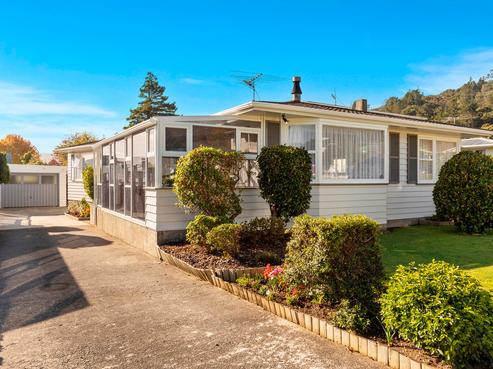 11 Tanekaha Street, Stokes Valley